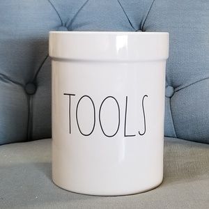 Rae dunn cooking utensils crock